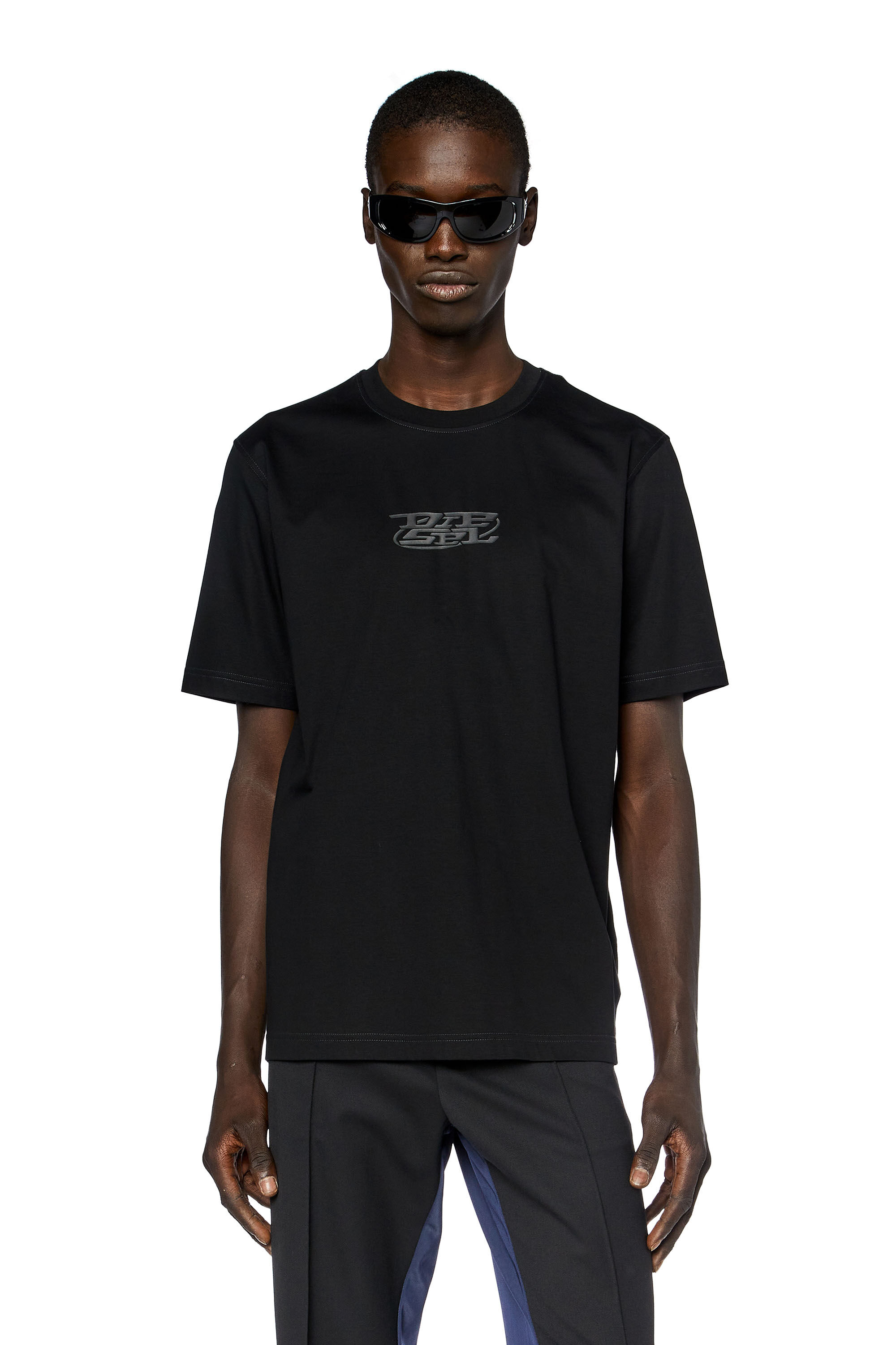 Diesel - T-MUST-SLITS-N, Man Logo-print T-shirt in mercerised cotton in Black - Image 3