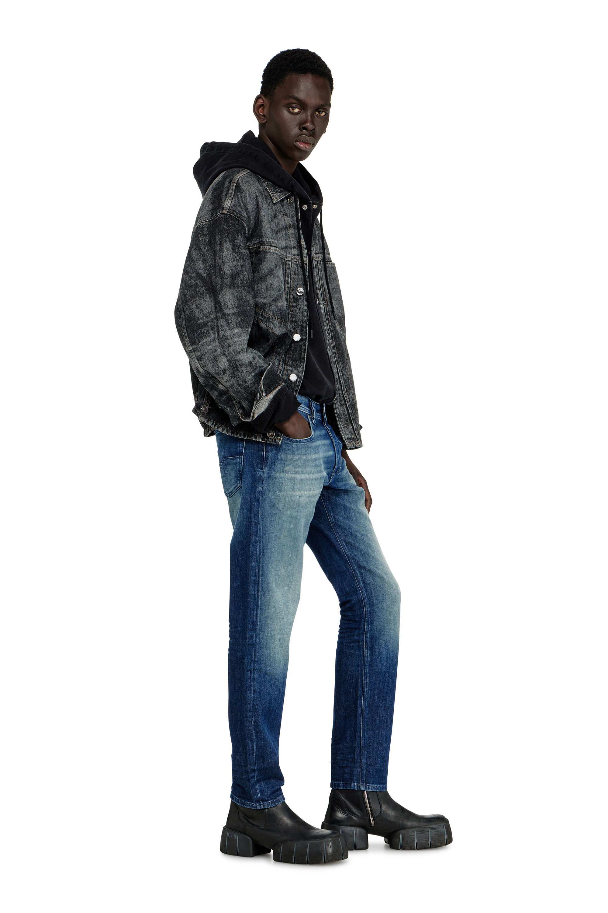 Diesel - Man's Regular Jeans 1986 Larkee-Beex 0KBBR, Dark Blue - 2