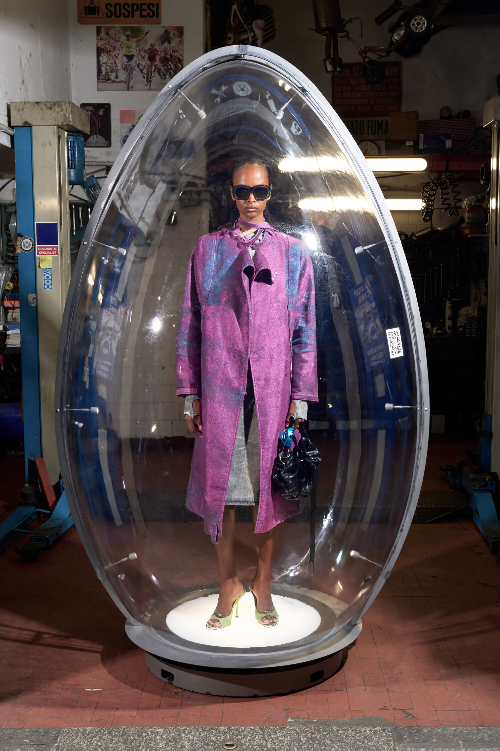 Diesel - DE-DELGAR-FSI, Woman's Coat in coloured satin denim in Violet - 6