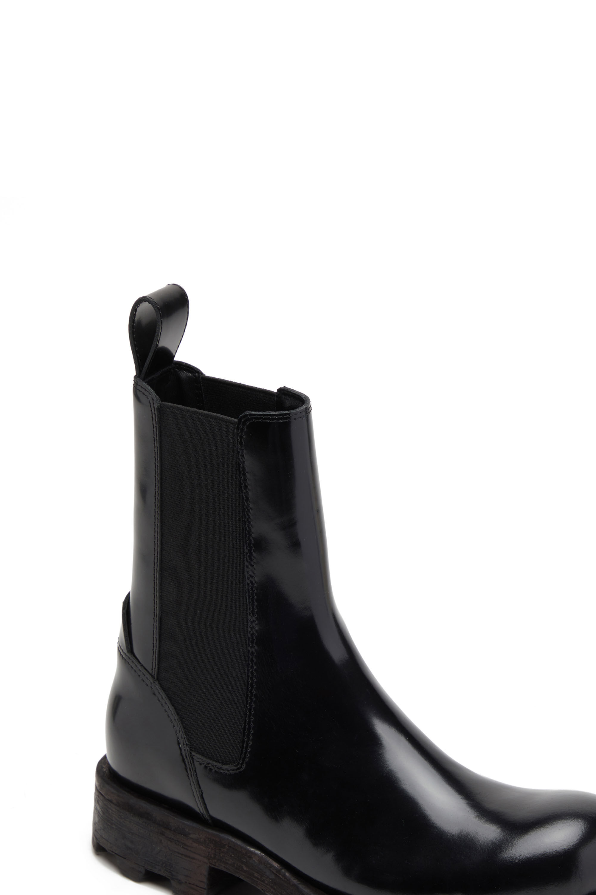 Diesel - D-HAMMER CH W, Woman D-Hammer CH W - Oiled leather boots with lug sole in Black - Image 4