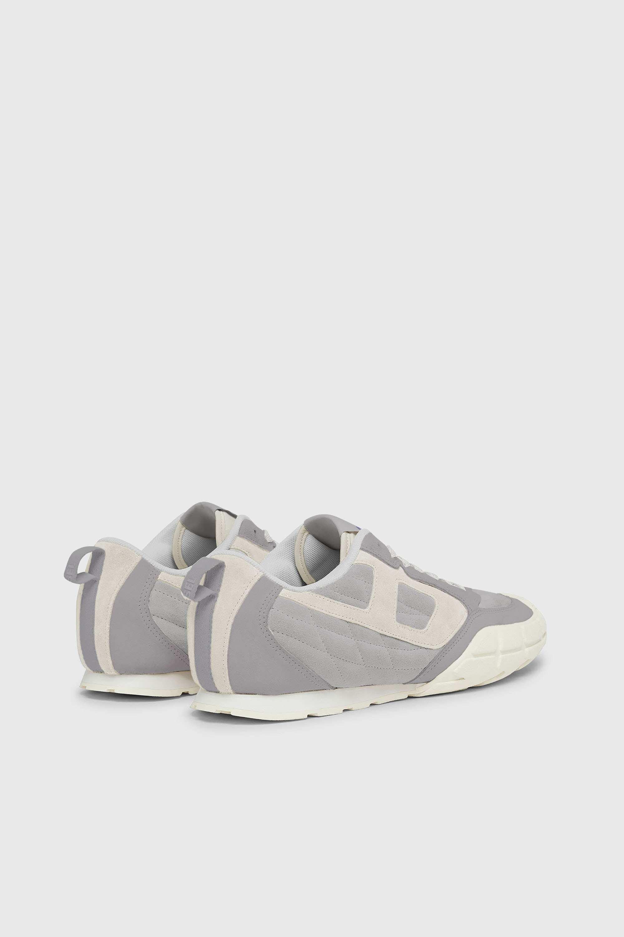 Diesel - S-PAGODHA LOW, Man's S-Pagodha-Quilted suede sneakers in Grey/White - 3
