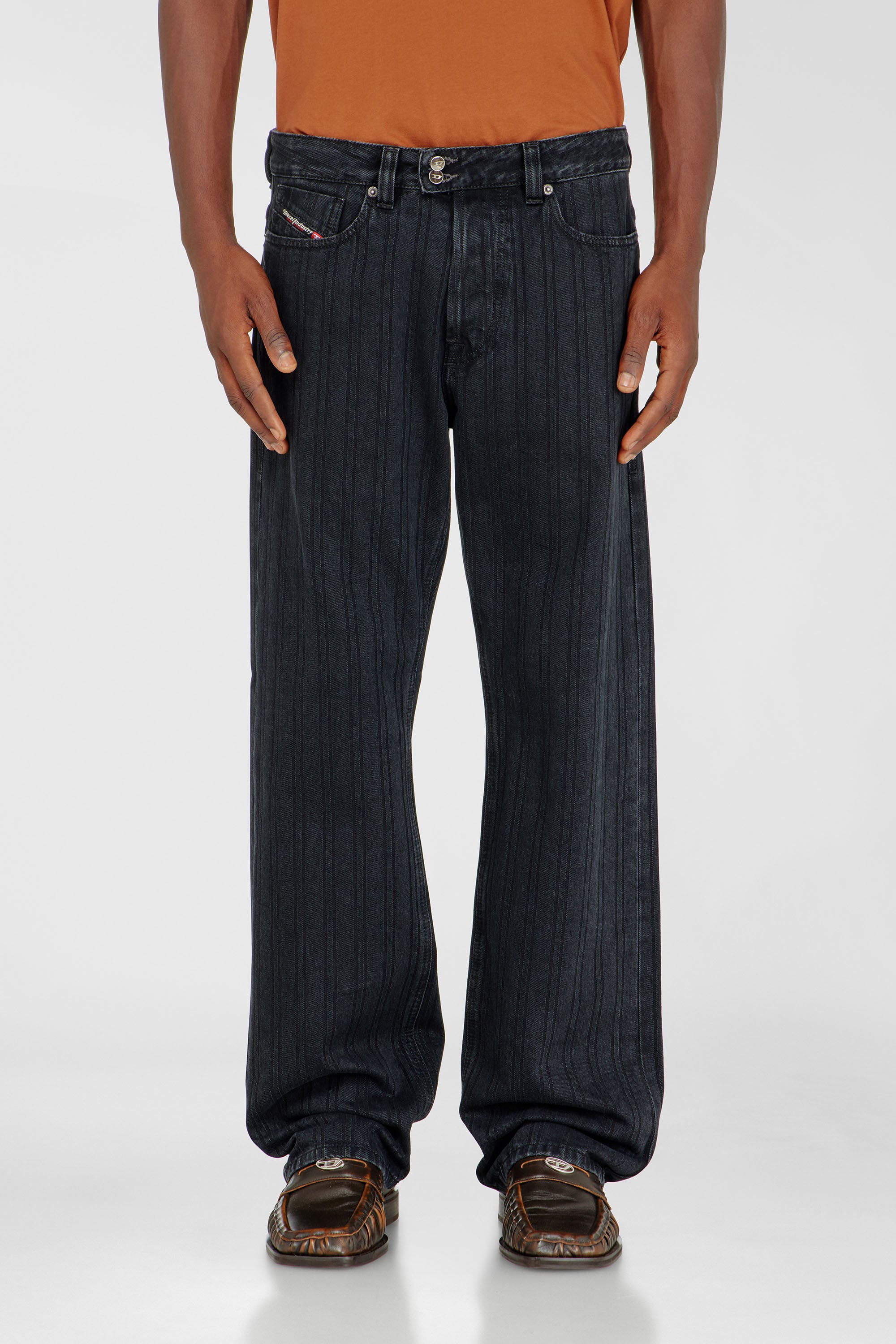 Diesel - Man's Relaxed Jeans 1980 D-Eeper 09Q12, Black/Dark grey - 4