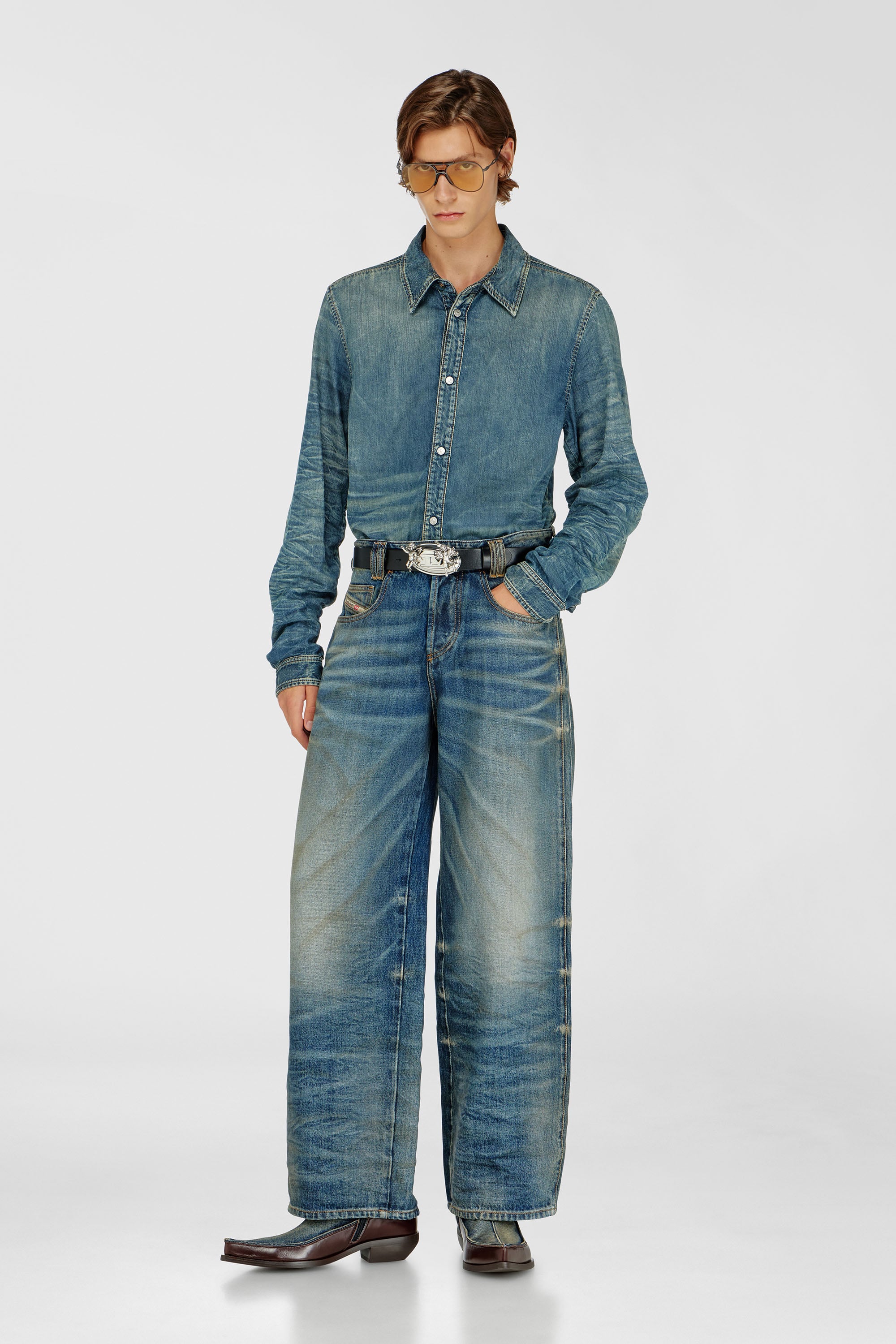 Diesel - Unisex's Relaxed Jeans 1982 D-Hakou 007GC, Medium blue - 2