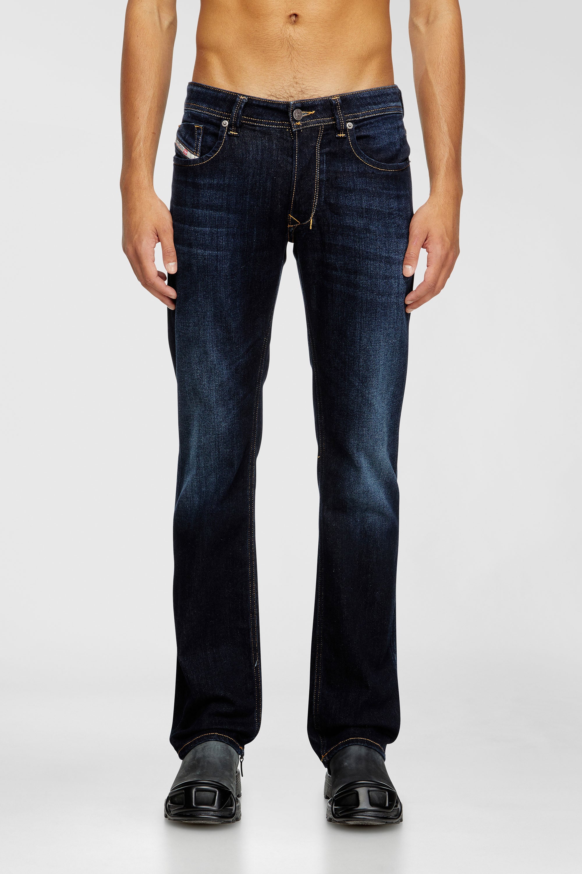 Diesel - Man's Regular Jeans 1985 Larkee 009ZS, Dark Blue - 1