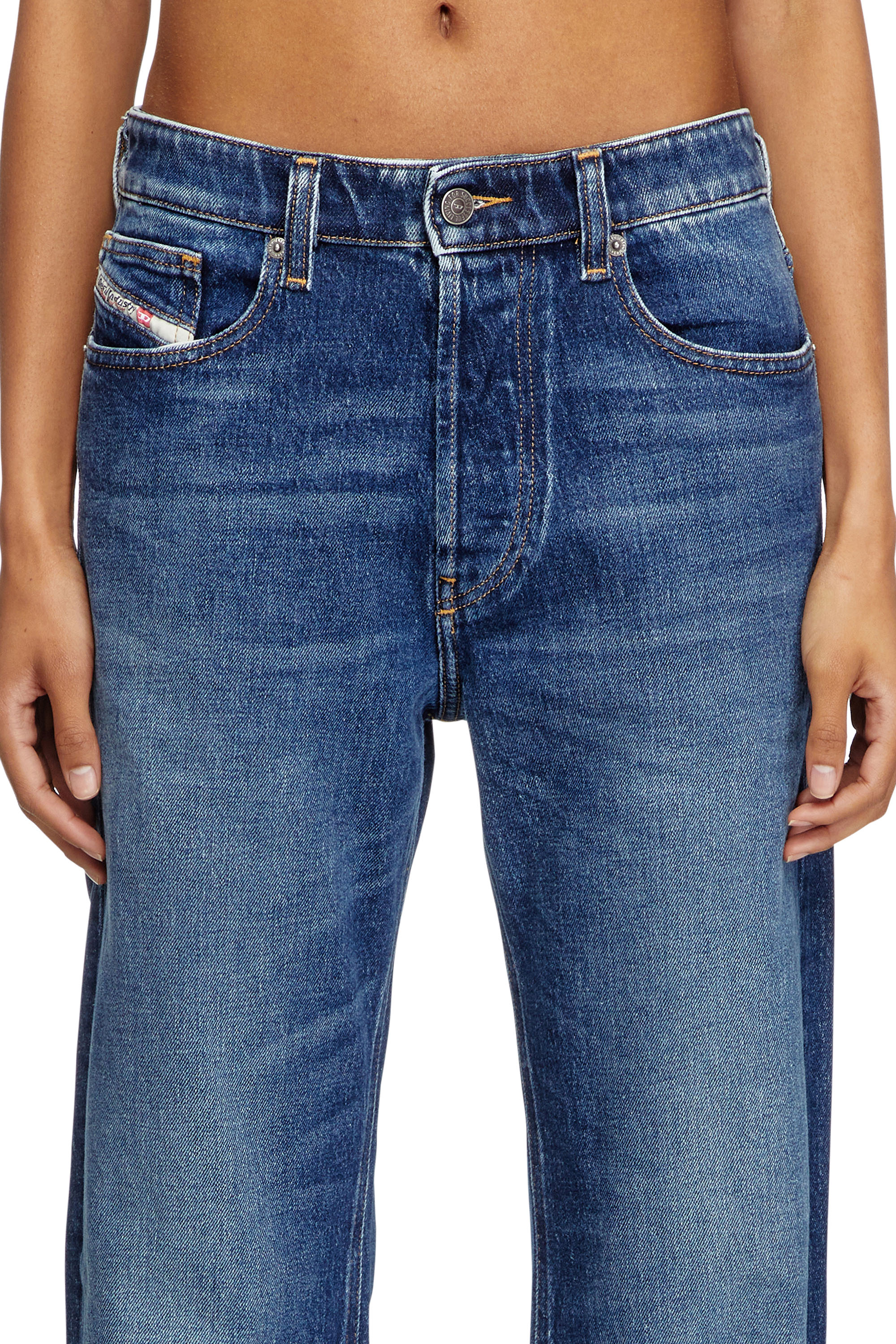 Regular Jeans 1988 D-Ark 09L21, Medium blue Diesel - Woman's Regular Jeans 1988 D-Ark 09L21, Medium blue - 5
