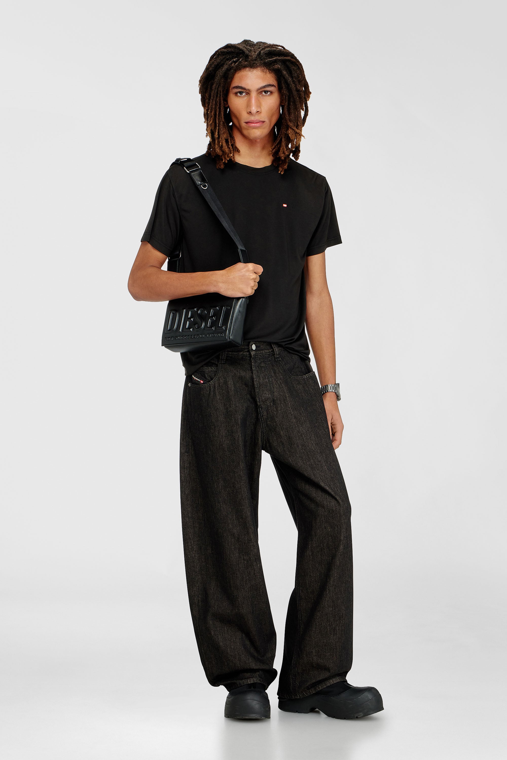 Diesel - DSL 3D CAMERA BAG X, Unisex's Dsl 3D - Camera bag with embossed logo in Black - 2