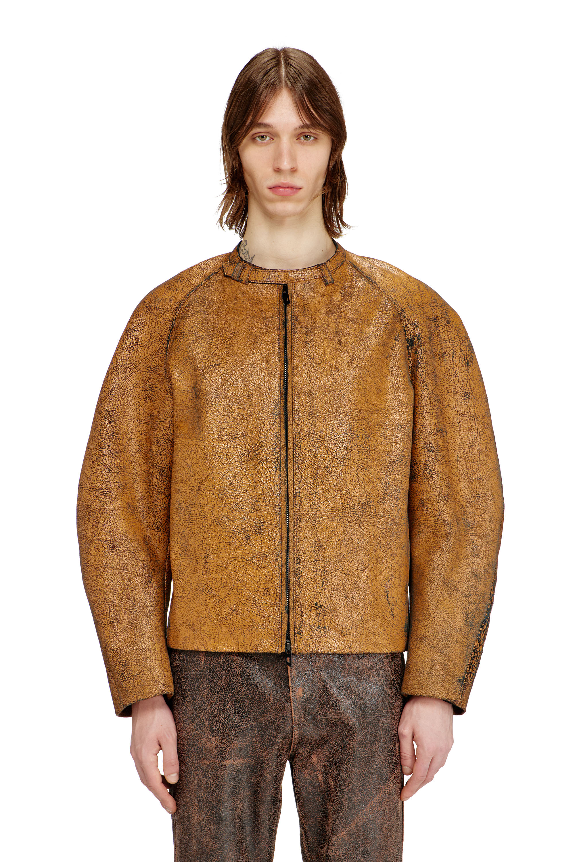 Diesel - L-NURI, Man's Cocoon-sleeve biker jacket in cracked leather in Brown - 1