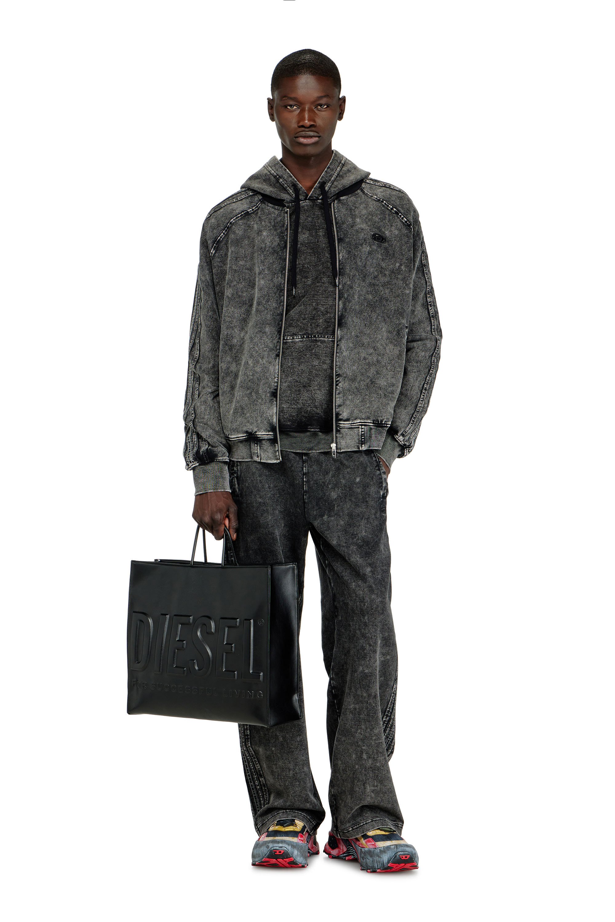 Diesel - DSL 3D SHOPPER EW X, Unisex's Dsl 3D-Shopping bag in soft PU with an embossed logo in Black - 2